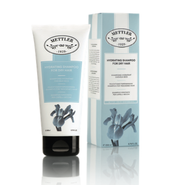 Dry hair moisturizing shampoo